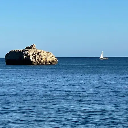 Aqua Vista Villa