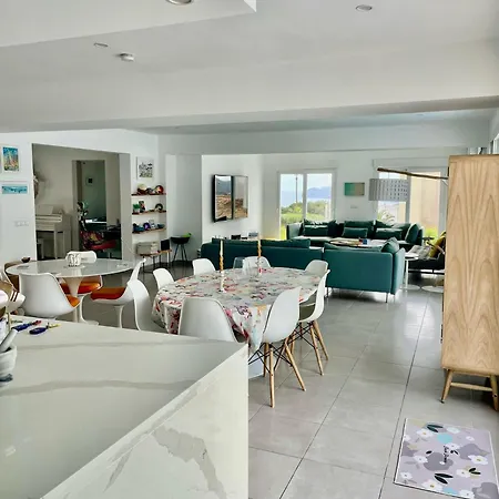 Villa Aqua Vista *