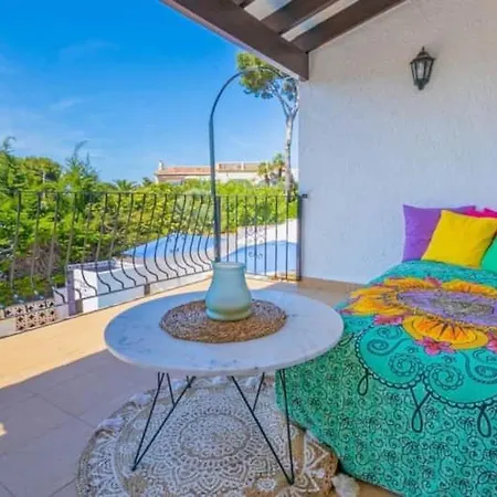 Aqua Vista Villa