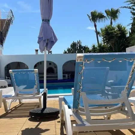 Aqua Vista Villa